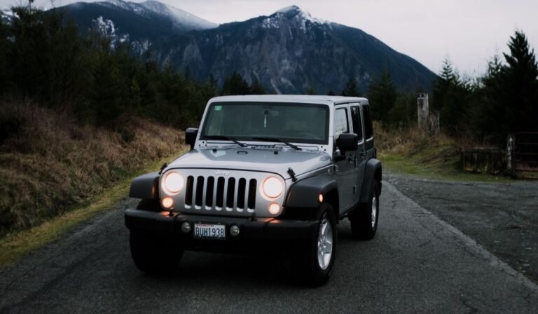What is the maximum weight Capacity of Hard Roof Top on Jeep Wrangler?