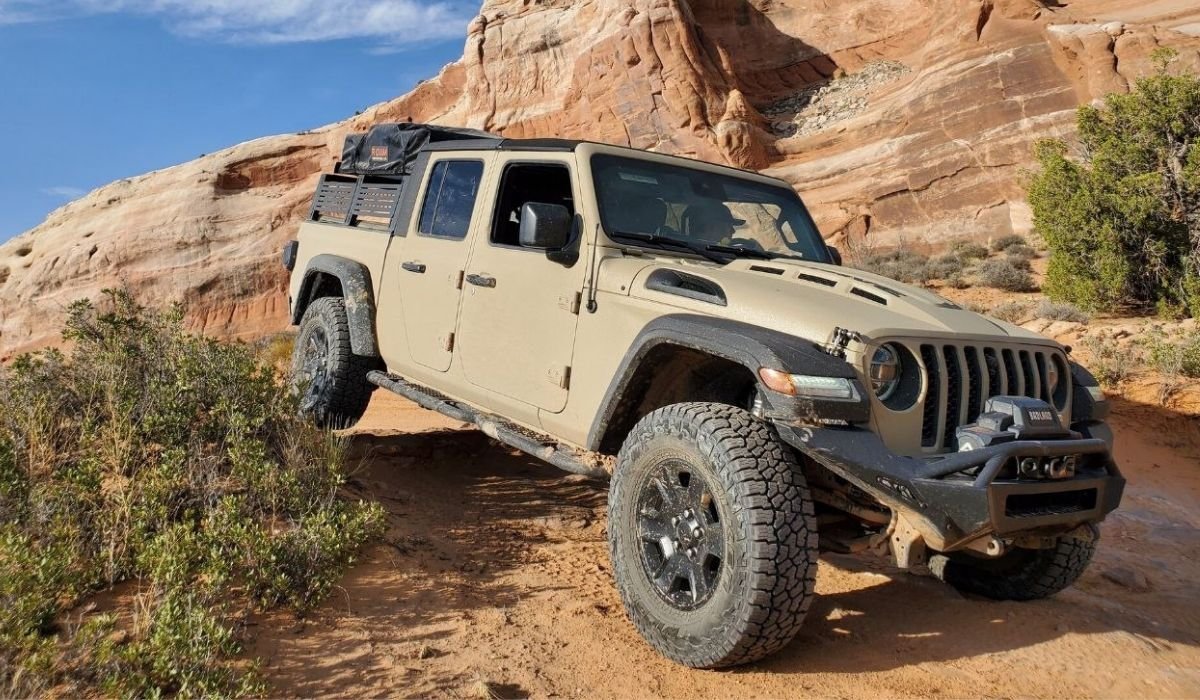 What is best Jeep wrangler maintenance schedule - Off-roading 101